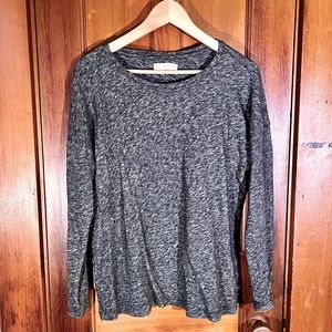 Everlane cashmere crewneck sweater